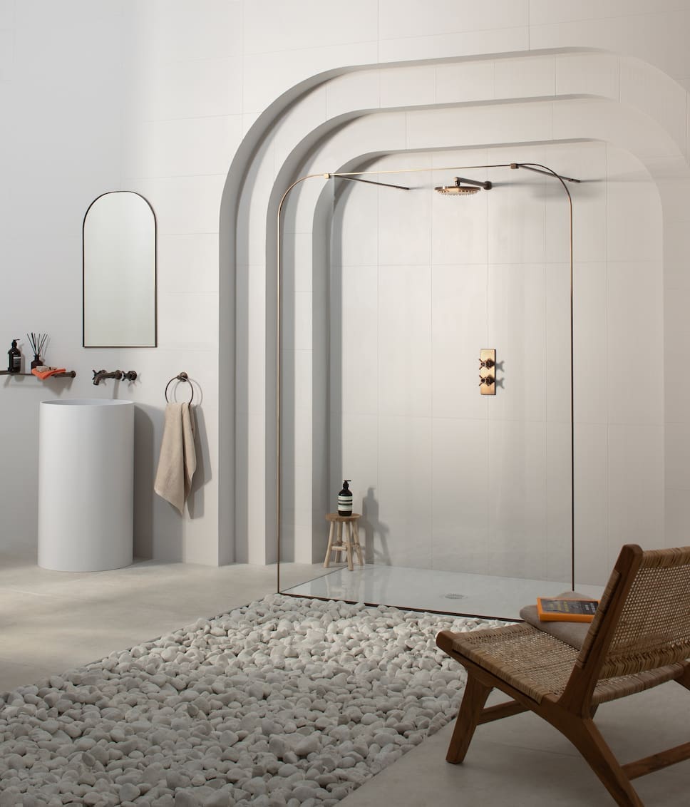 EauZone Dome Framed Wet Room Panel with ultra-clear finish